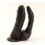 <strong>Двойной чёрный фаллоимитатор на присоске - 15 см.</strong> <br />
Это секс-игрушка для двойного удовольствия. <div class="charTableblock"><div><span>Длина, см</span>: 15</div><div><span>Диаметр, см</span>: 4</div><div><span>Материал</span>: ПВХ (PVC)</div><div><span>Цвет</span>: черный</div><div><span>Особенности</span>: двухголовый; на присоске</div><div><span>Длина, см</span>: 13-16</div><div><span>Диаметр, см</span>: 4</div><div><span>Производитель</span>: Биоклон, Россия</div></div> Двойной чёрный фаллоимитатор на присоске - 15 см.
Это секс-игрушка для двойного удовольствия.