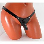 <strong>Черные кожаные трусики со штырьком</strong> <br />
Черные кожаные трусики со штырьком. <div class="charTableblock"><div><span>Материал</span>: кожа</div><div><span>Цвет</span>: черный</div><div><span>Особенности</span>: трусики; vac-u-lock</div></div> Черные кожаные трусики со штырьком
Черные кожаные трусики со штырьком.