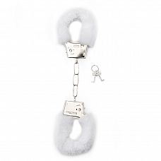 <strong>Белые меховые наручники на металлической цепочке</strong> <br />
Поиграйте с Вашим возлюбленным и наденьте на него эти замечательные и непристойные наручники Кандалы пушистый.<div class="charTableblock"><div><span>Производитель</span>: Shots Media BV, Нидерланды</div></div> Белые меховые наручники на металлической цепочке
Поиграйте с Вашим возлюбленным и наденьте на него эти замечательные и непристойные наручники Кандалы пушистый.