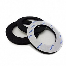 <strong>Прокладки для вакуумного стимулятора из вспененой резины Bathmate-Goliath Comort Pads</strong> <br />
<div class="charTableblock"> </div> Прокладки для вакуумного стимулятора из вспененой резины Bathmate-Goliath Comort Pads