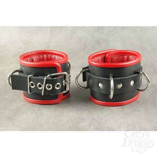 ���������� 2  ׸���� ��������� ��������� � 3 �������� D-�������� � ������� ���������